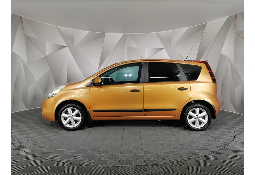 Nissan Note 1.4 MT (88 л.с.) Comfort Оранжевый в АВИЛОН. Слайд №5