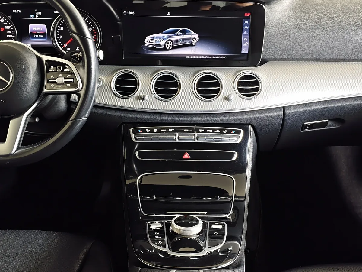 Mercedes-Benz E-Класс E 200 9G-TRONIC (197 л.с.) Черный в АВИЛОН. Слайд №14
