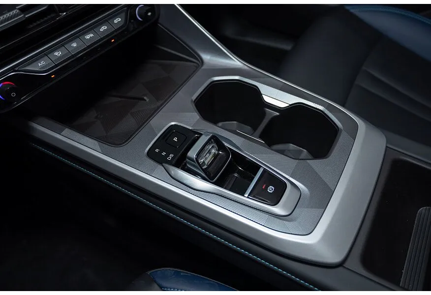 АВИЛОН - GAC GS3 1.5TG 7WDCT (170 л.с.) GL R-Style Красный - slide 14