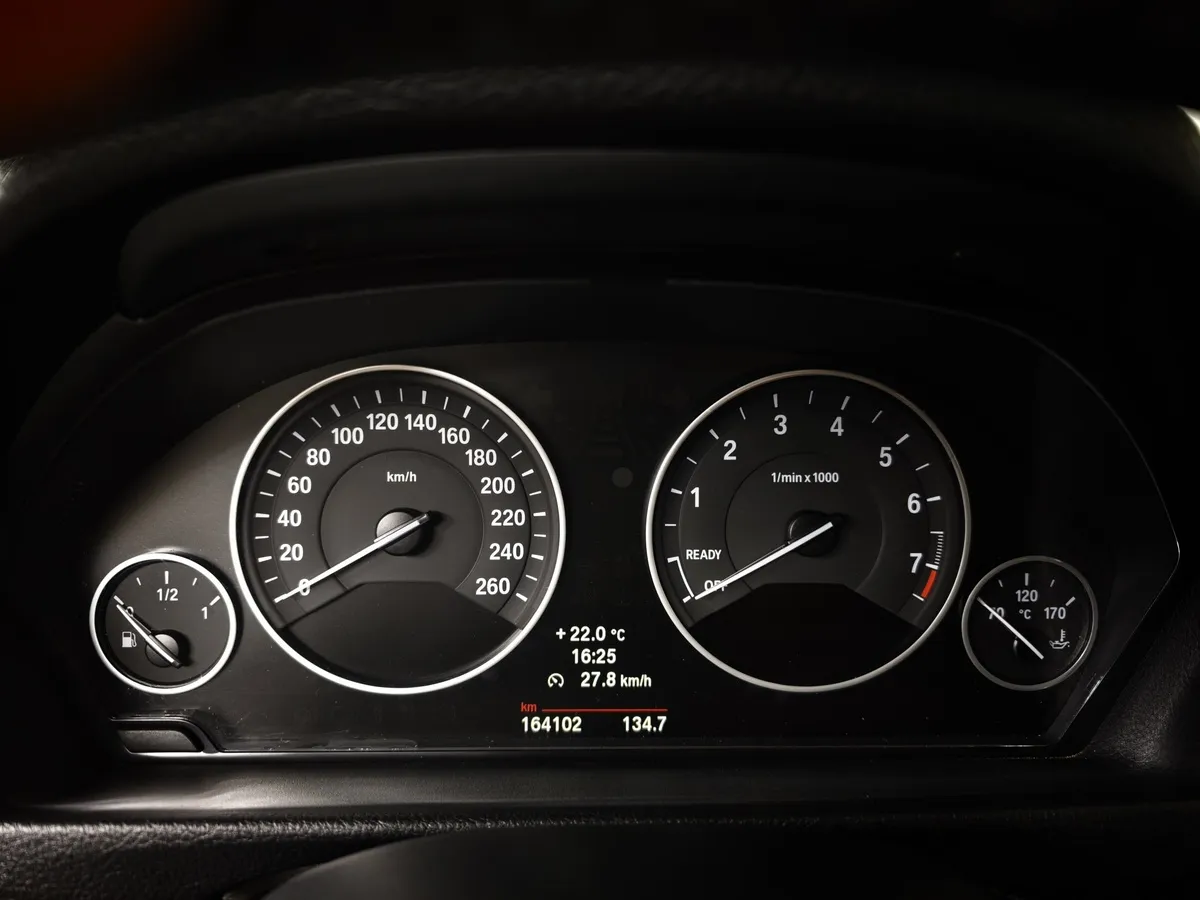 BMW 3 серия 328i xDrive AT (245 л.с.) Серебристый в АВИЛОН. Слайд №13