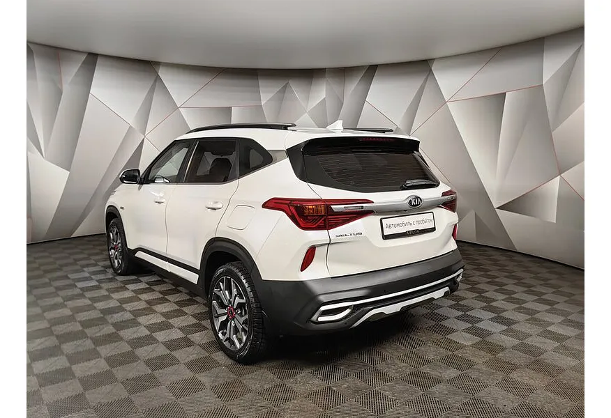 Kia Seltos 2.0 MPI 4WD IVT (149 л.с.) Style Белый в АВИЛОН. Слайд №4