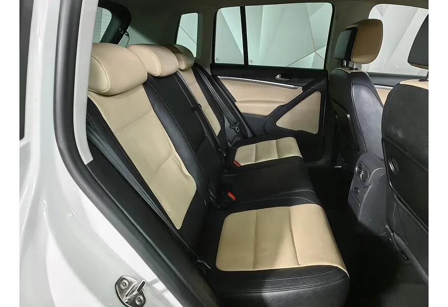 АВИЛОН - Volkswagen Tiguan 2.0 TSI 4Motion AT (200 л.с.) Sport & Style Белый - slide 9