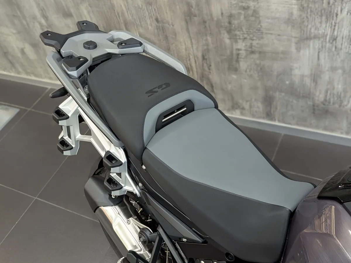 BMW Motorrad R 1300 GS Adventure R 1300 GS Adventure 1300 см³ (145) 1300 Черный в АВИЛОН. Слайд №3