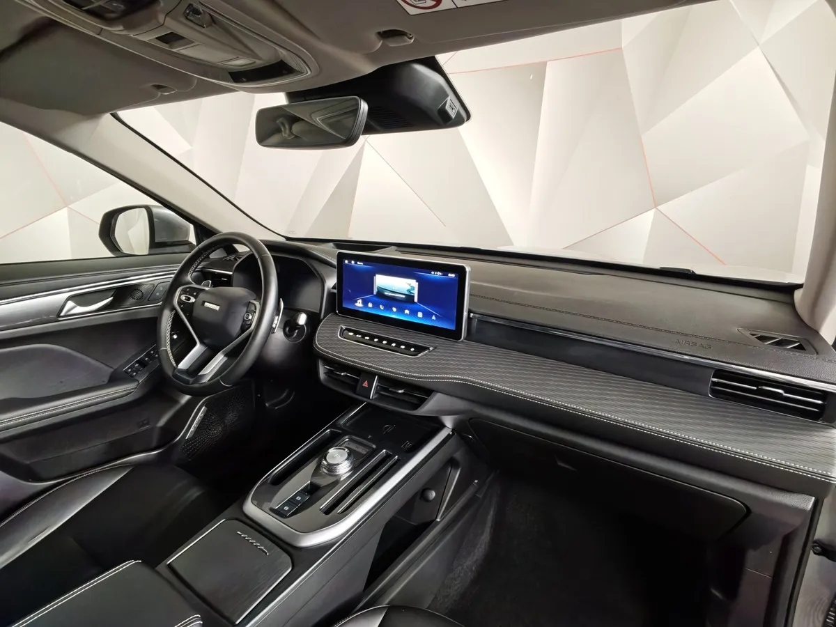 Haval Jolion 1.5T AWD 7DCT (150 л.с.) Premium Серый в АВИЛОН. Слайд №13