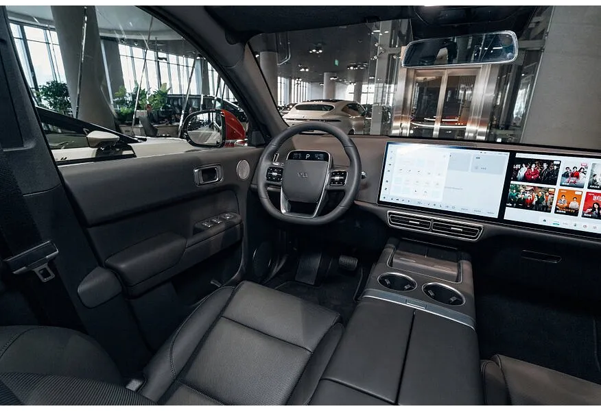Li Auto L7 1.5 AT 4WD (449 л.с.) Ultra Голубой в АВИЛОН. Слайд №9