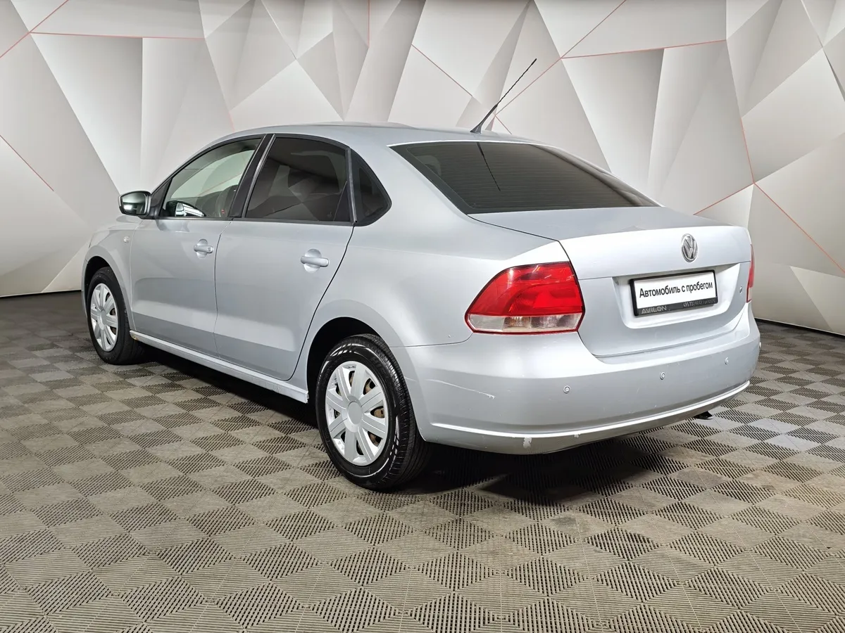 Volkswagen Polo 1.6 Tiptronic (105 л.с.) Comfortline Серебристый в АВИЛОН. Слайд №4