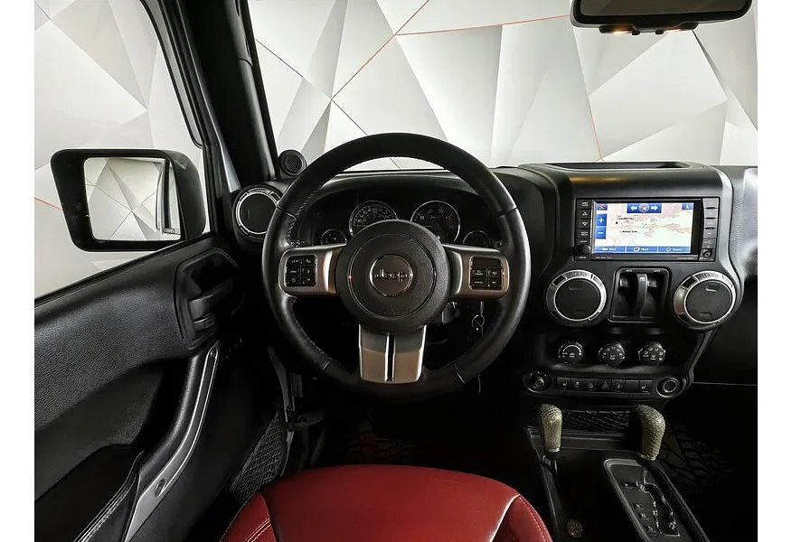 Jeep Wrangler 2.8 TD AT (200 л.с.) Rubicon 10th Anniversary Серый в АВИЛОН. Слайд №18