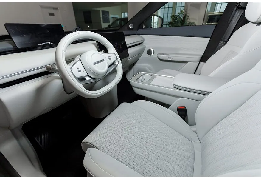 EXEED Exlantix ET 1.5 AT 4WD (469 л.с.) Зеленый в АВИЛОН. Слайд №16