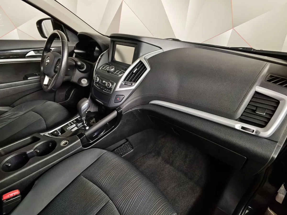 Dongfeng AX7 2.0 AТ CVVT (140 л.с.) Prestige Черный в АВИЛОН. Слайд №13
