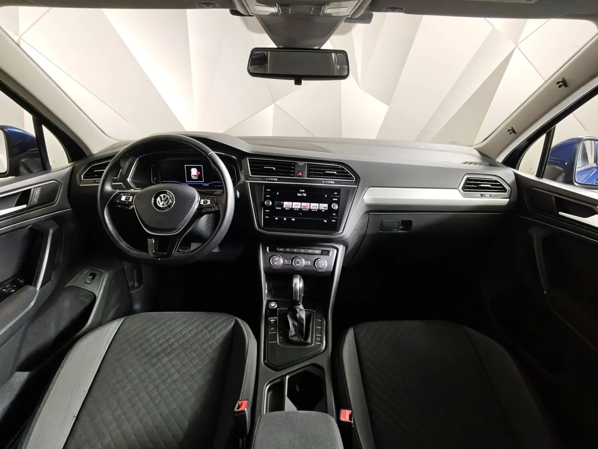 Volkswagen Tiguan 1.4 TSI BlueMotion DSG (150 л.с.) Connect Синий в АВИЛОН. Слайд №13