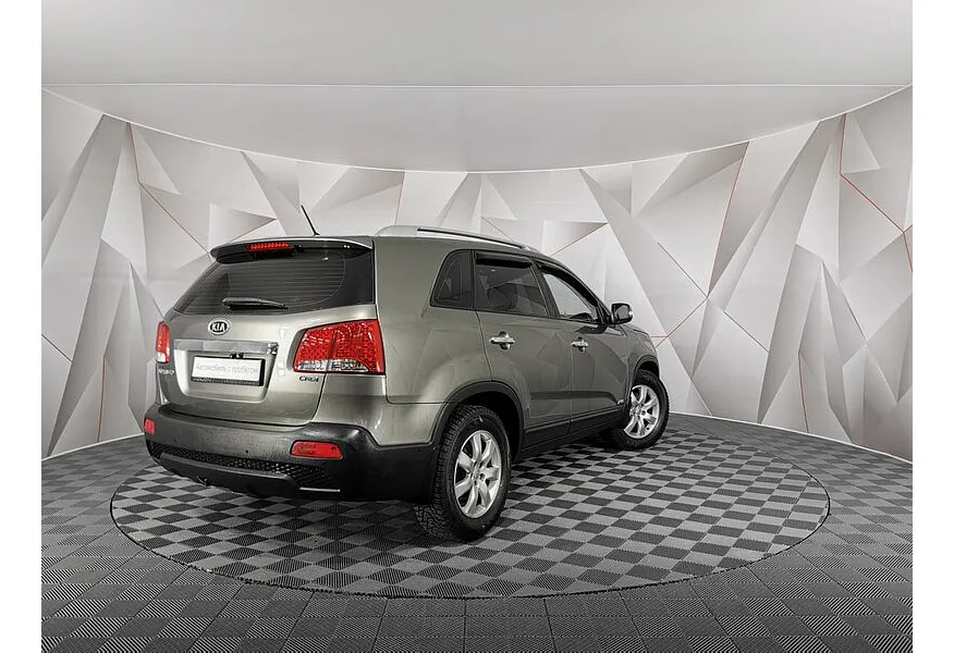 Kia Sorento 2.2 CRDi AT AWD (200 л.с.) Серебристый в АВИЛОН. Слайд №2