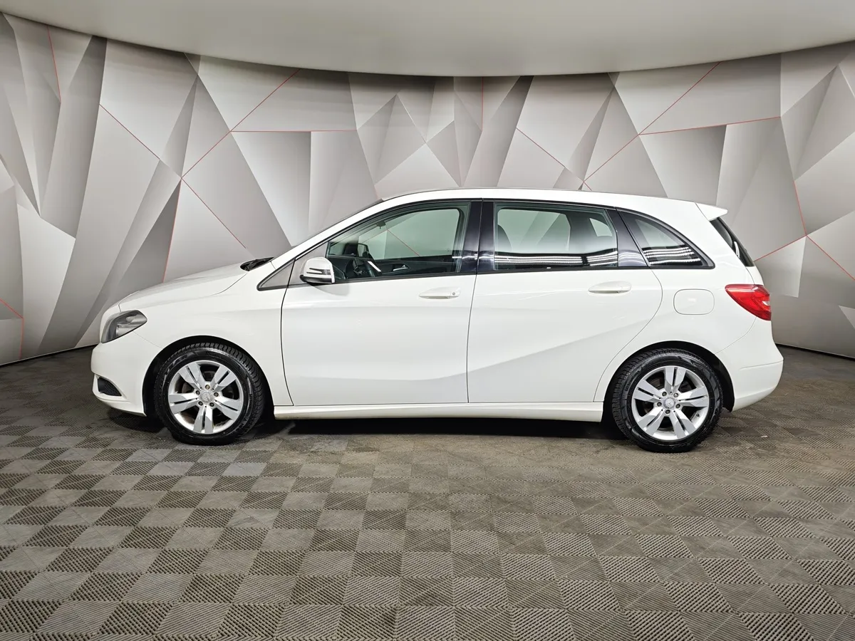 Mercedes-Benz B-Класс B 180 7G-DCT (122 л.с.) Белый в АВИЛОН. Слайд №5
