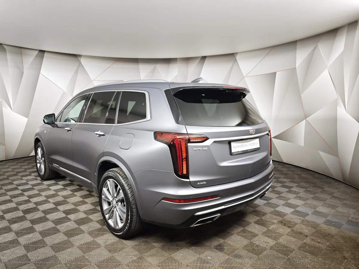 Cadillac XT6 2.0T AT AWD (200 л.с.) Premium Luxury Черный в АВИЛОН. Слайд №4