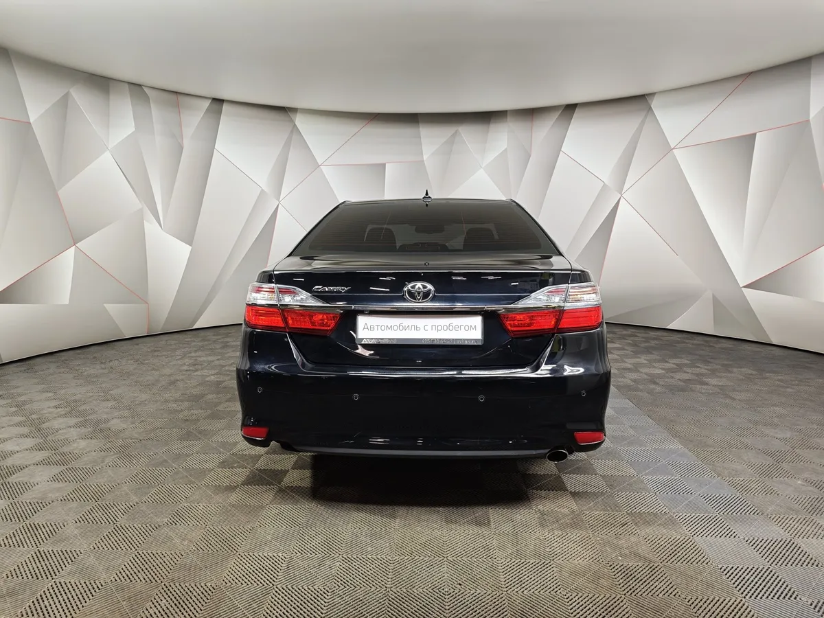 Toyota Camry 2.5 AT (181 л.с.) Черный в АВИЛОН. Слайд №8