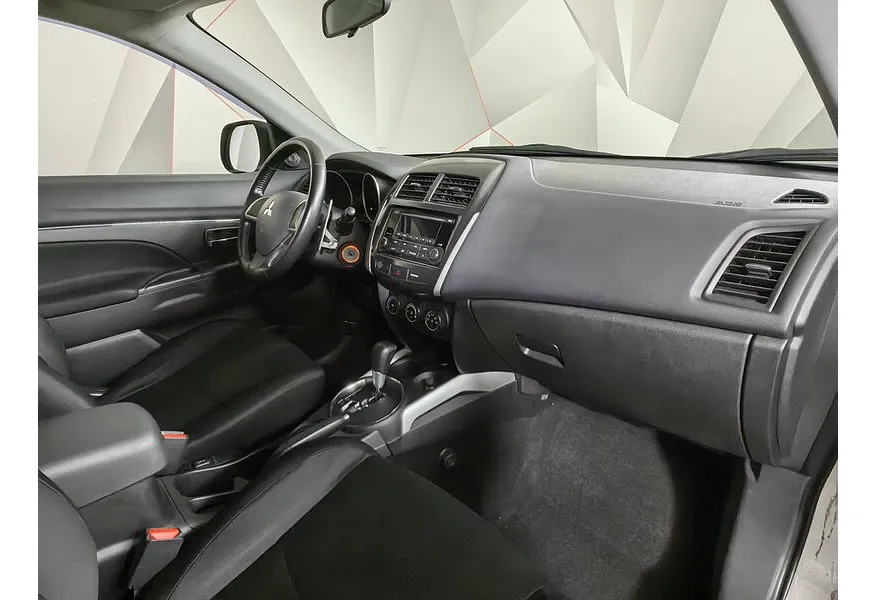 АВИЛОН - Mitsubishi ASX 1.8 CVT 2WD (140 л.с.) Белый - slide 9