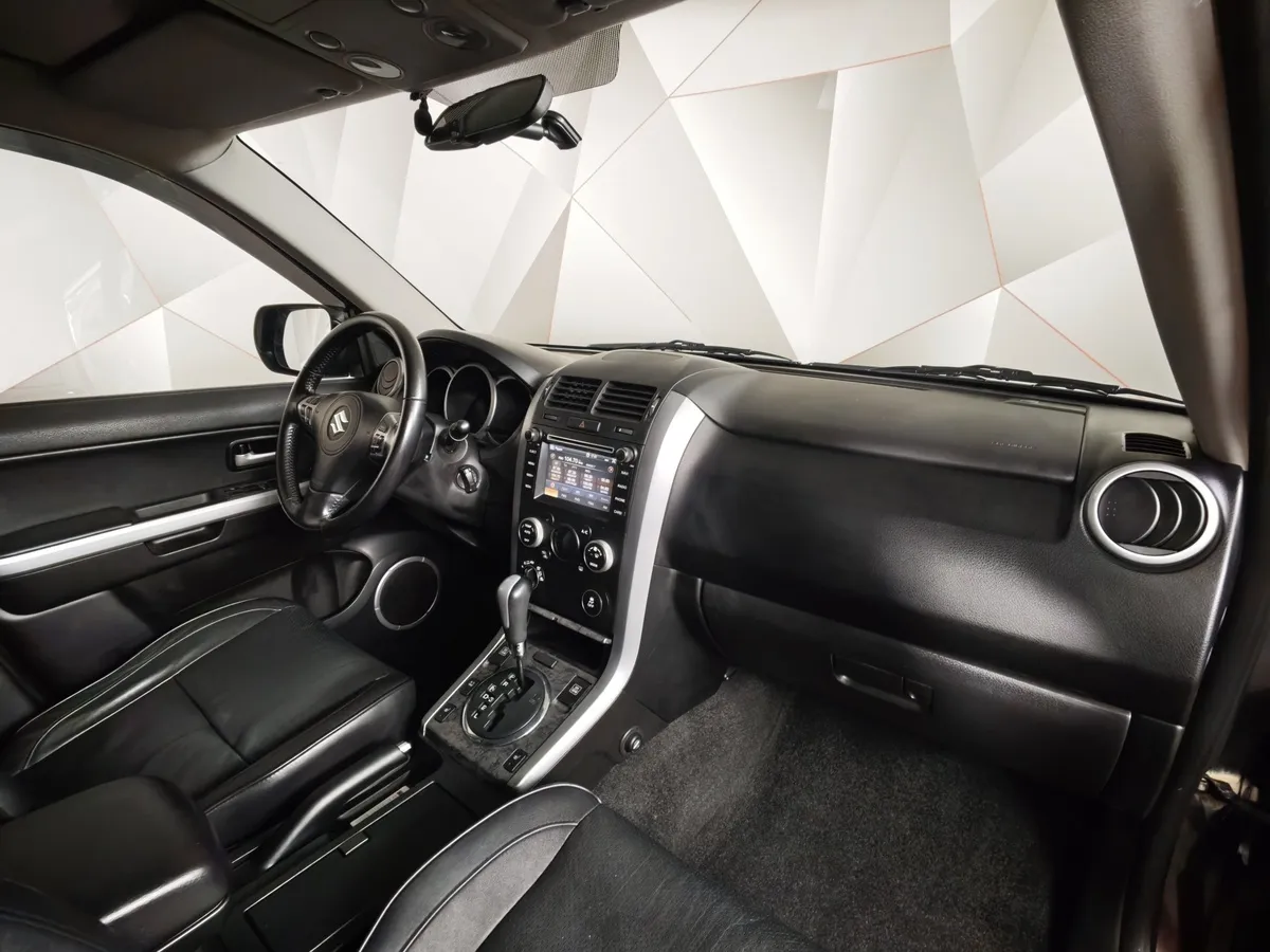 Suzuki Grand Vitara 2.4 AT AWD (169 л.с.) Серый в АВИЛОН. Слайд №11