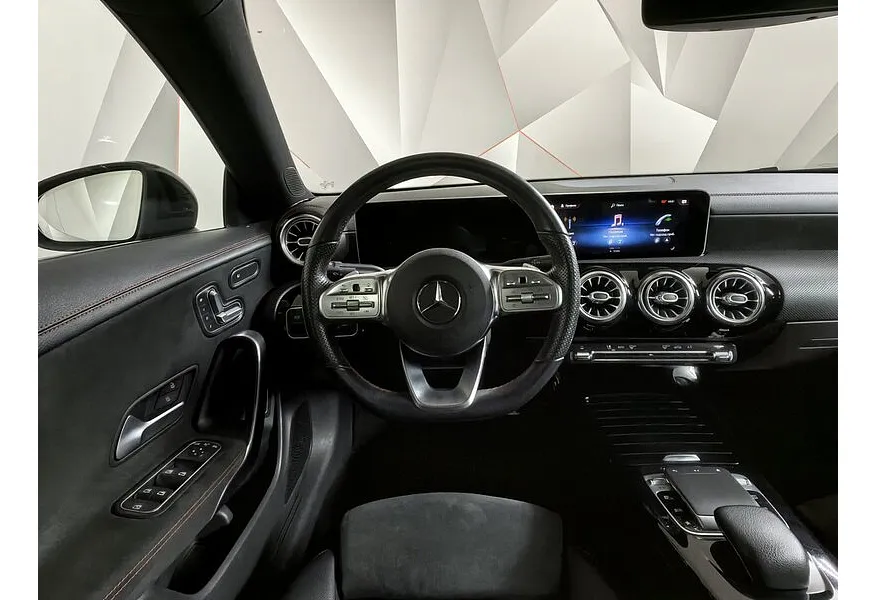 Mercedes-Benz CLA 200 7G-DCT (150 л.с.) Sport Красный в АВИЛОН. Слайд №20