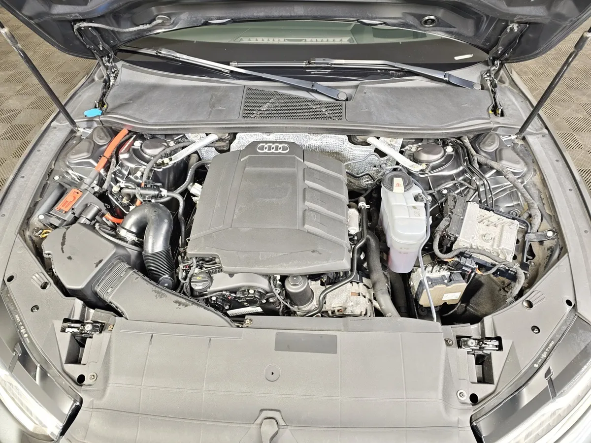 Audi A7 45 TFSI quattro S tronic (245 л.с.) Серый в АВИЛОН. Слайд №11