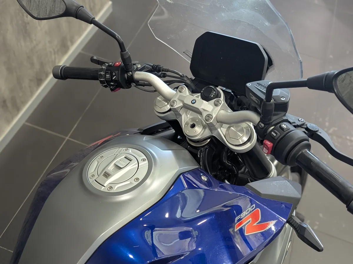 BMW Motorrad F 900 R F 900 R 895 см³ 895 Синий в АВИЛОН. Слайд №4