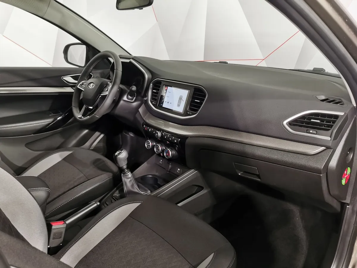 ВАЗ (Lada) Vesta 1.8 MT (122 л.с.) Коричневый в АВИЛОН. Слайд №11