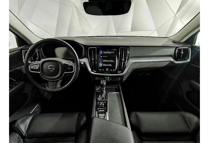 Volvo V60 Cross Country 2.0 D4 AT (190 л.с.) Momentum Белый в АВИЛОН. Слайд №14