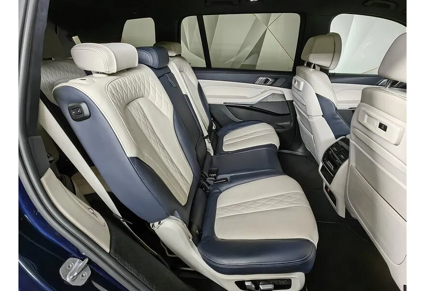 BMW X7 xDrive30d Steptronic (249 л.с.) M Sport Синий в АВИЛОН. Слайд №14