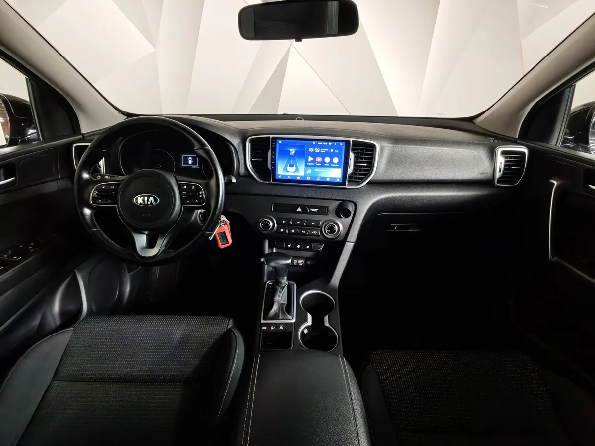 Kia Sportage 2.0 AT 4WD (150 л.с.) Comfort Черный в АВИЛОН. Слайд №14
