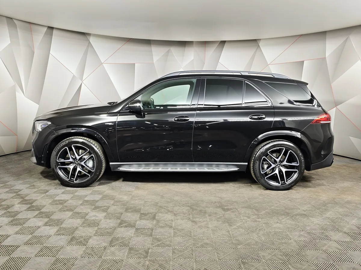 Mercedes-Benz GLE 53 9G 4MATIC+ (435 л.с.) Черный в АВИЛОН. Слайд №5