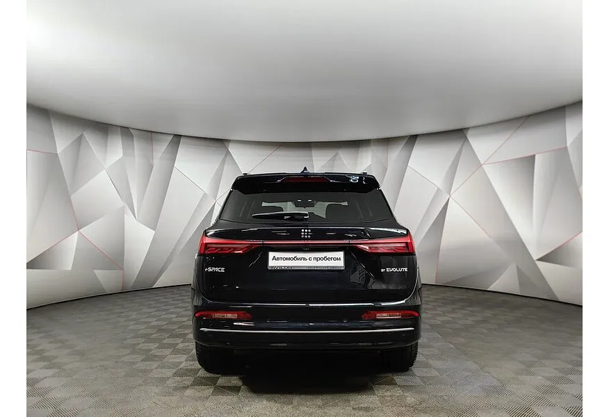 EVOLUTE i-SPACE 1.5 CVT (287 л.с.) Черный в АВИЛОН. Слайд №8