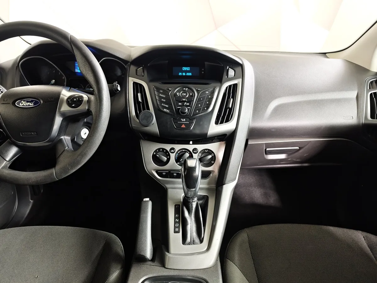 Ford Focus 1.6 PowerShift (105 л.с.) Trend Черный в АВИЛОН. Слайд №13
