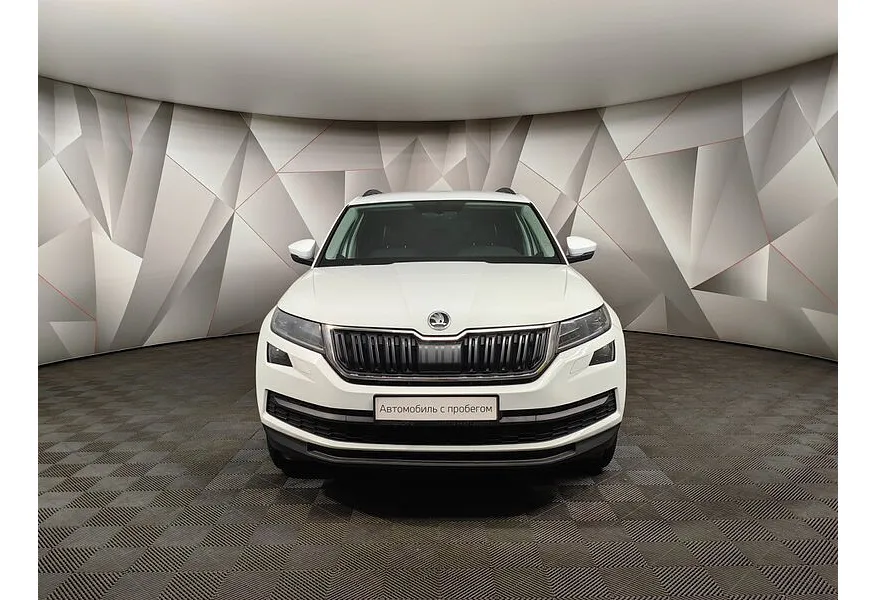 АВИЛОН - Skoda Kodiaq 1.4 TSI DSG 4X4 (150 л.с.) Белый - slide 4
