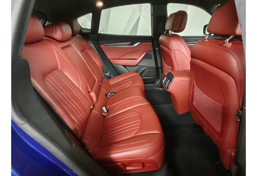АВИЛОН - Maserati Levante Diesel 3.0 V6 AT (275 л.с.) Синий - slide 15