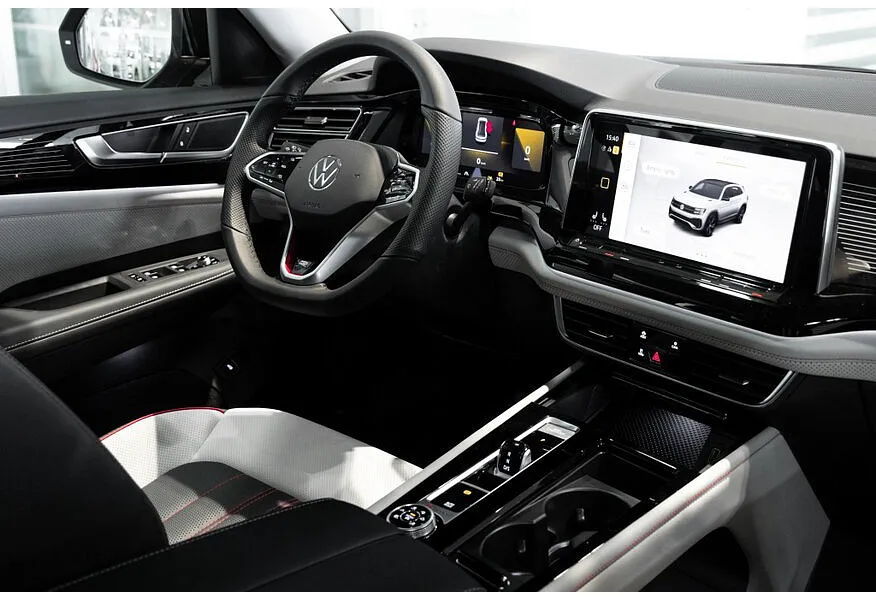 Volkswagen Teramont X 2.0 7DSG AWD (220 л.с.) Черный в АВИЛОН. Слайд №5