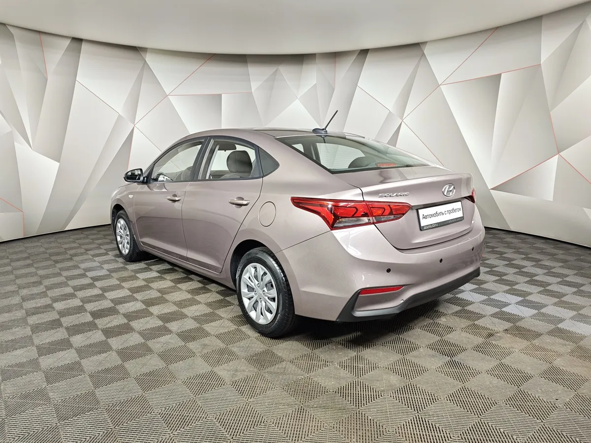 Hyundai Solaris 1.6 AT (123 л.с.) Comfort Коричневый в АВИЛОН. Слайд №4