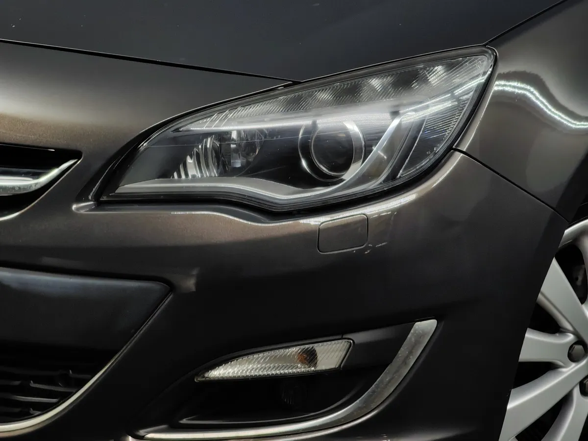 Opel Astra 1.4 Turbo AT (140 л.с.) Серый в АВИЛОН. Слайд №10