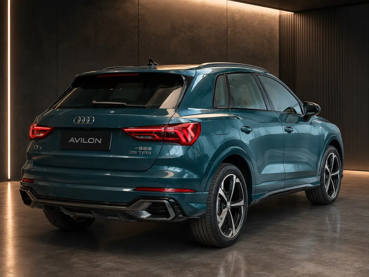 Audi Q3 35 1.5 TFSI S-tronic (160 л.с.) Fashion Dynamic Edition Зеленый в АВИЛОН. Слайд №2
