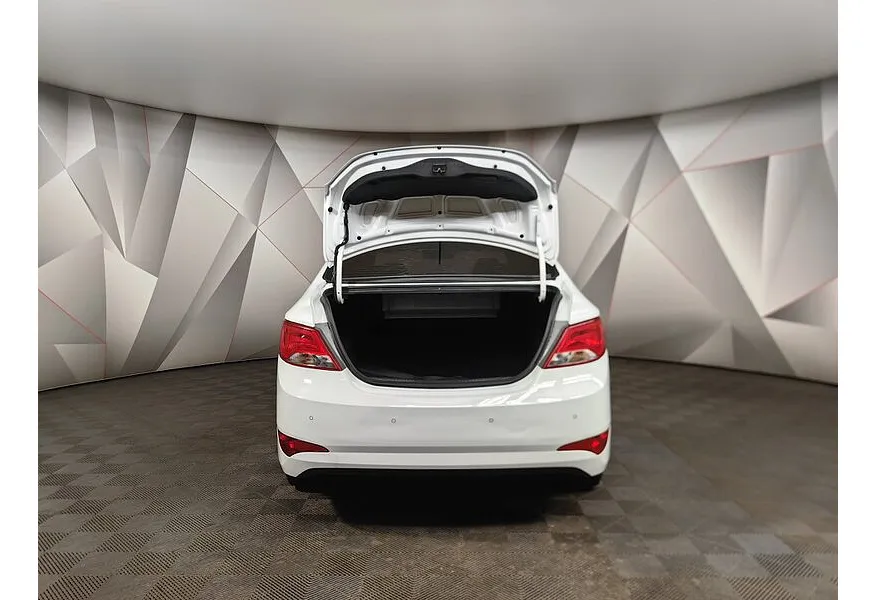 Hyundai Solaris 1.6 AT (123 л.с.) Comfort Белый в АВИЛОН. Слайд №12