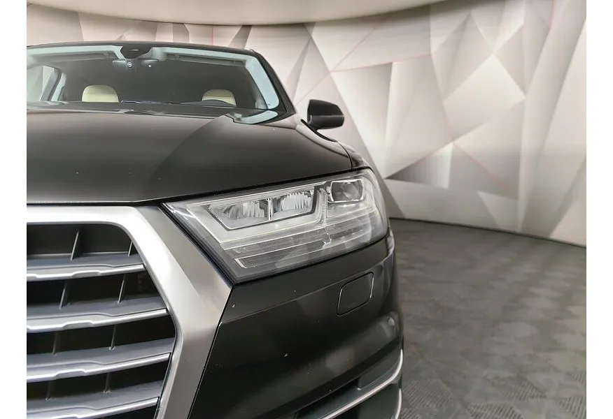 Audi Q7 3.0 TDI Tiptronic quattro (249 л.с.) Черный в АВИЛОН. Слайд №10