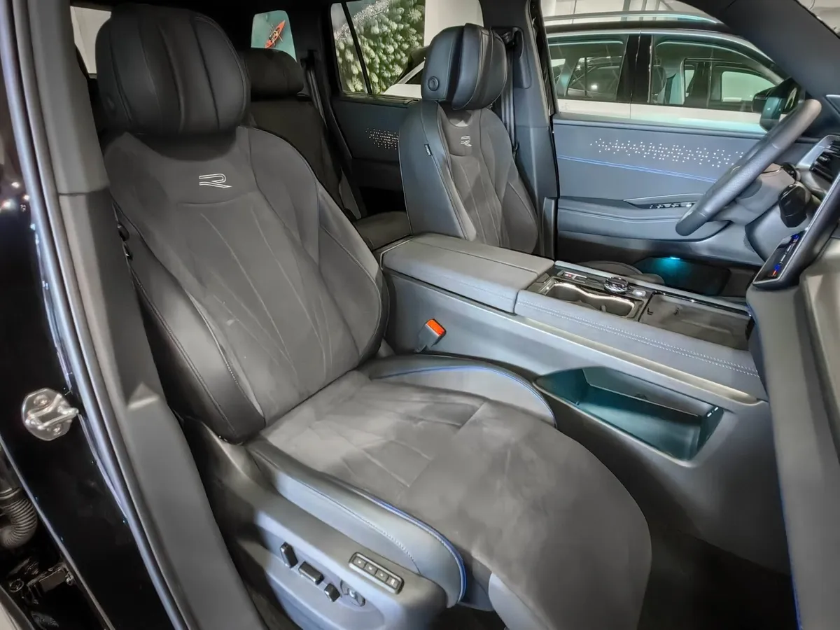 Volkswagen Teramont PRO 2.0 TSI 7DSG 4Motion (272 л.с.) R-Line Черный в АВИЛОН. Слайд №10