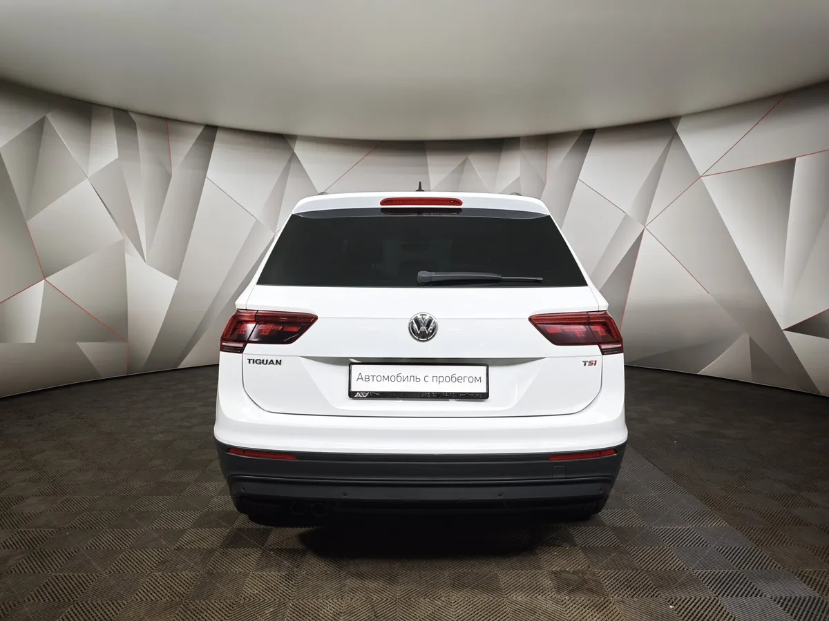 Volkswagen Tiguan 1.4 TSI BlueMotion DSG (150 л.с.) Comfortline Белый в АВИЛОН. Слайд №8