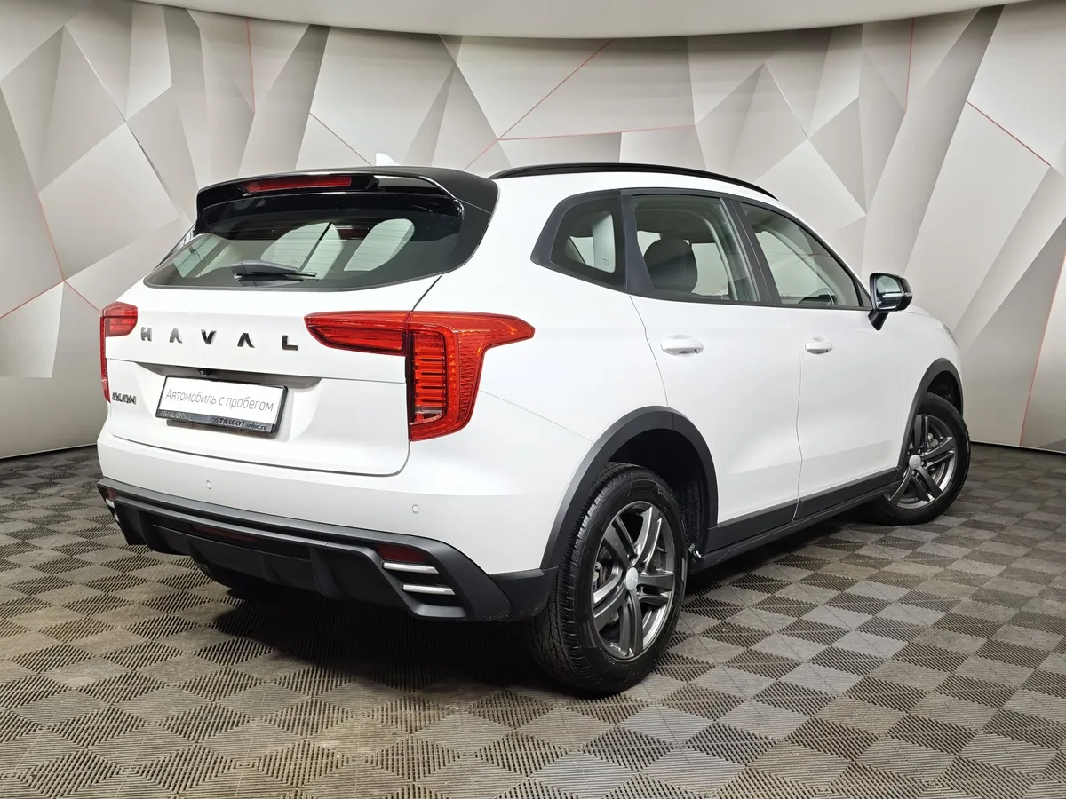 Haval Jolion 1.5 DCT (143 л.с.) Elite Белый в АВИЛОН. Слайд №2