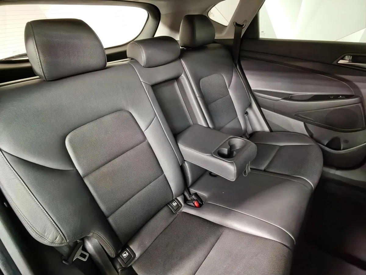 Hyundai Tucson 2.0 AT 4WD (150 л.с.) Dynamic Серый в АВИЛОН. Слайд №17