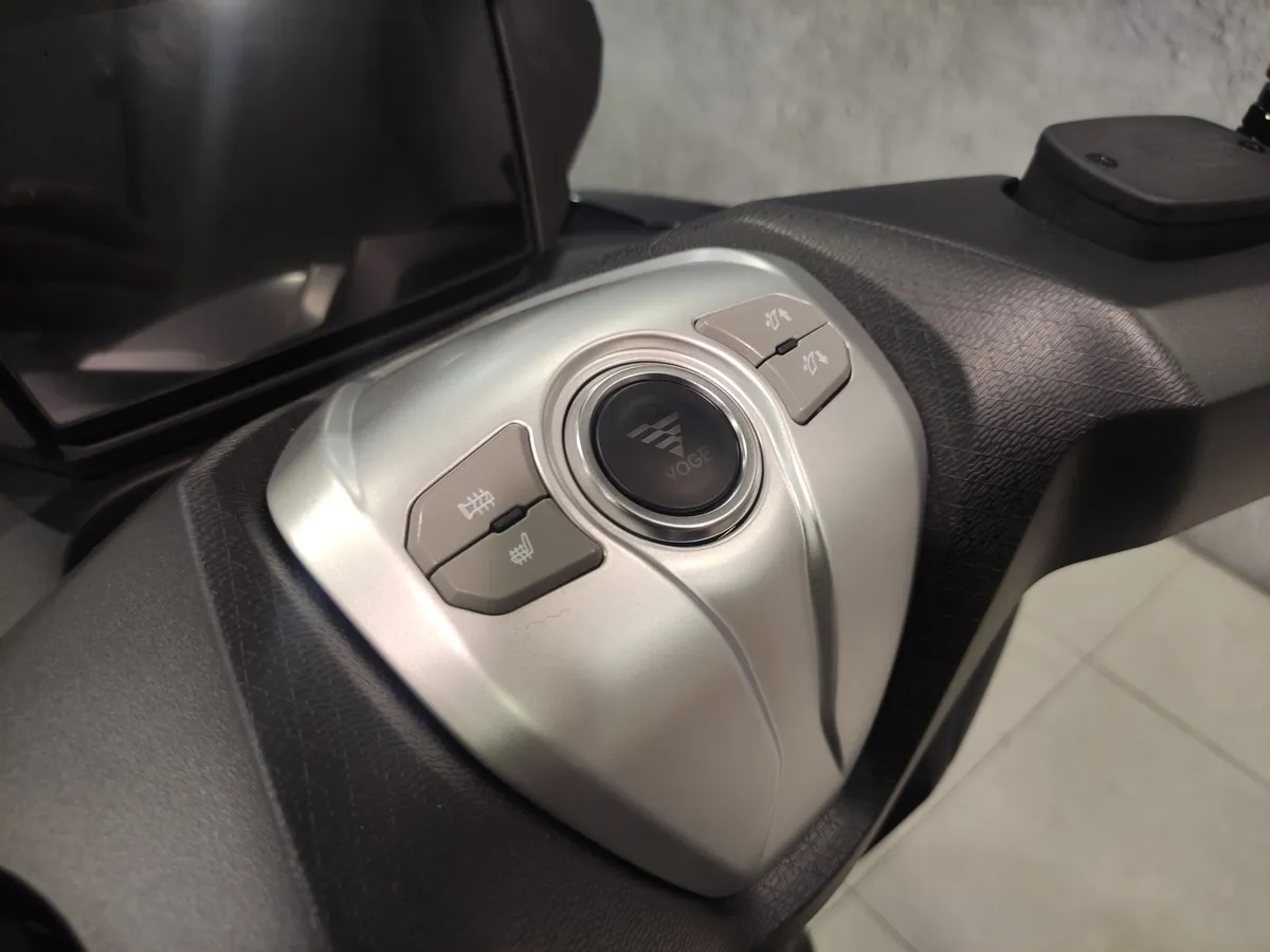 VOGE SR4 Max 350 см³ (28 л.с.) (28) 350 Серый в АВИЛОН. Слайд №10
