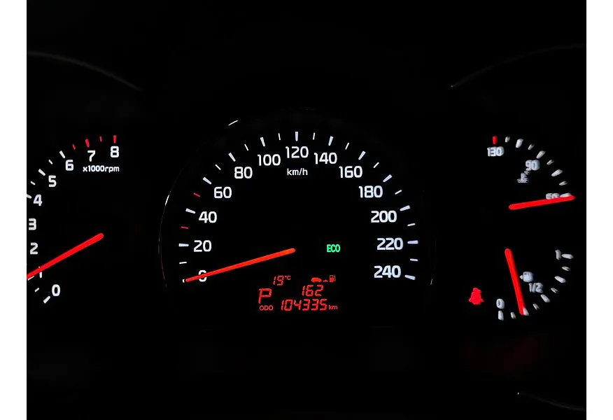 Kia Sorento 2.5 MPI 4WD AT (180 л.с.) Comfort Серый в АВИЛОН. Слайд №18