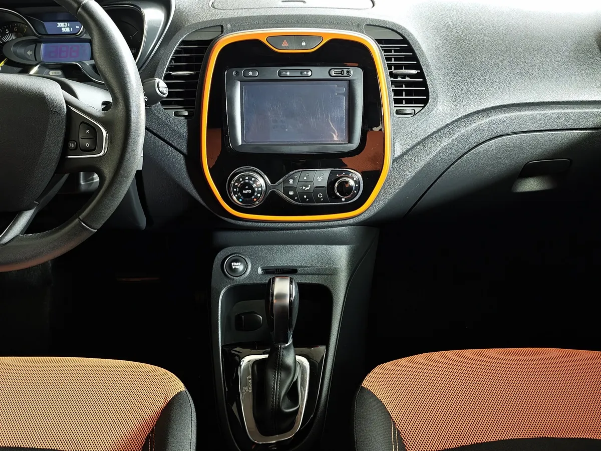 Renault Kaptur 1.6 X-tronic (114 л.с.) Life Оранжевый в АВИЛОН. Слайд №15