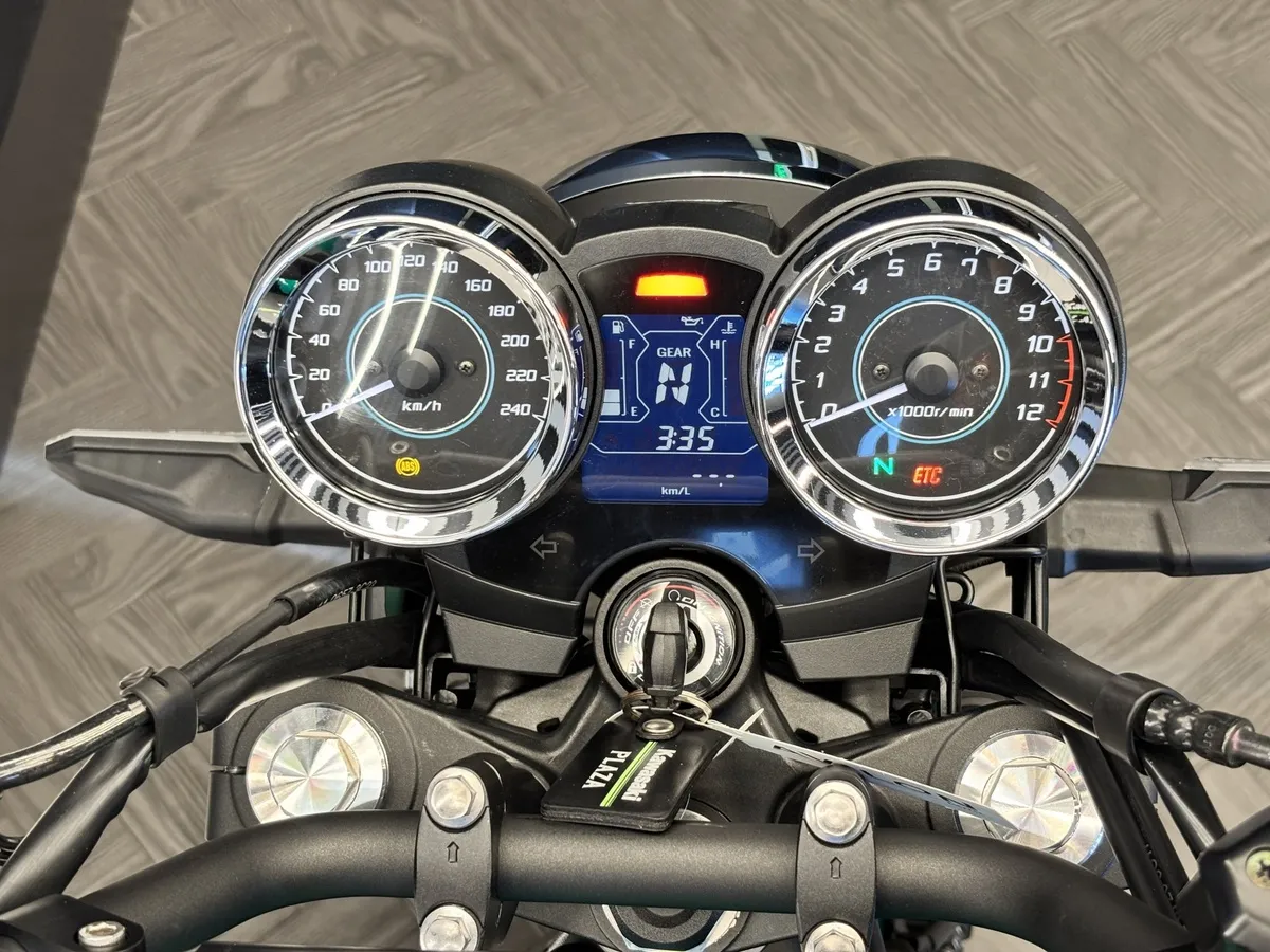 Kawasaki Z650RS 649 см³ (68 л.с.) (68) 649 Зеленый в АВИЛОН. Слайд №8
