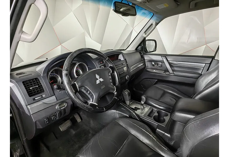 АВИЛОН - Mitsubishi Pajero 3.2 DI-D AT AWD (200 л.с.) Черный - slide 13