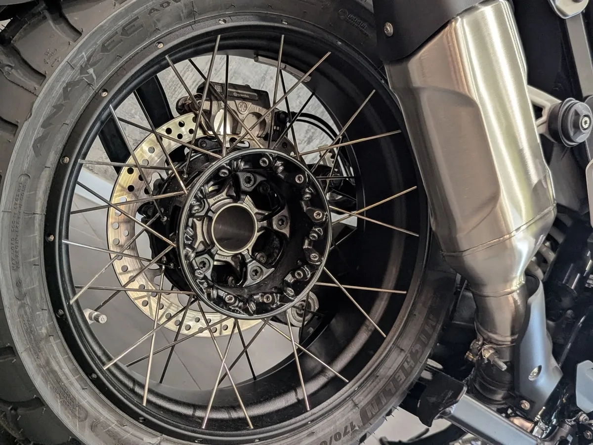 BMW Motorrad R 1300 GS Adventure R 1300 GS Adventure 1300 см³ (145) 1300 Черный в АВИЛОН. Слайд №9