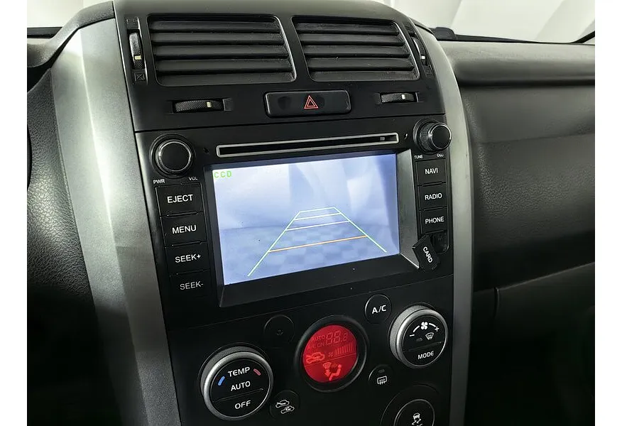 Suzuki Grand Vitara 2.4 AT (169 л.с.) Черный в АВИЛОН. Слайд №20 Suzuki Grand Vitara 2.4 AT (169 л.с.) Черный в АВИЛОН. Слайд №20