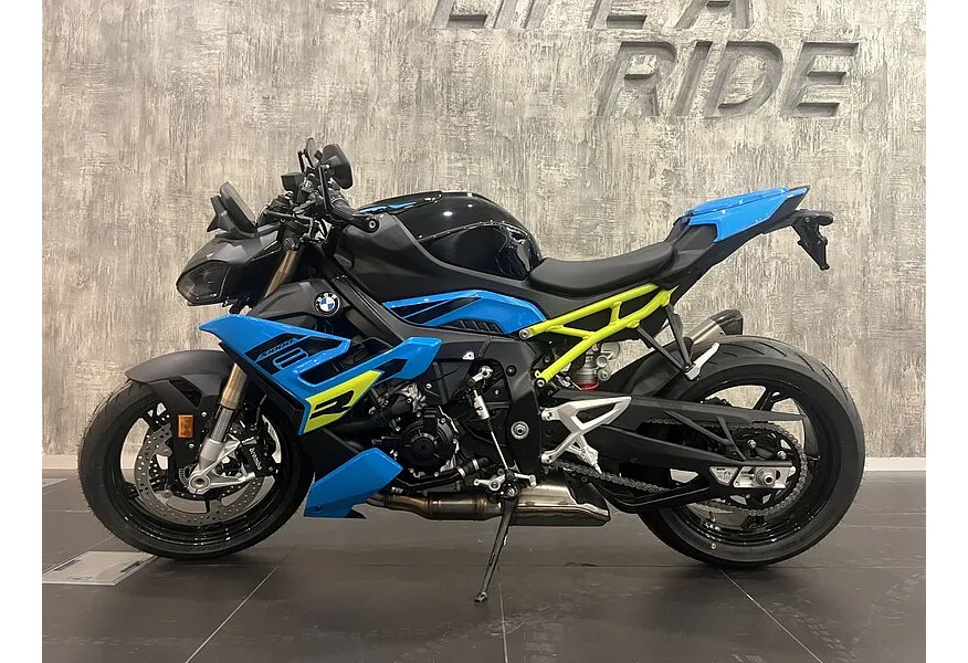 BMW Motorrad S 1000 R S 1000 R 999 см³ (160) 999 Черный в АВИЛОН. Слайд №3